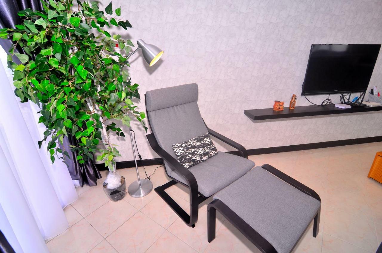 New Riverbank Suites - Waterfront Kuching City 外观 照片