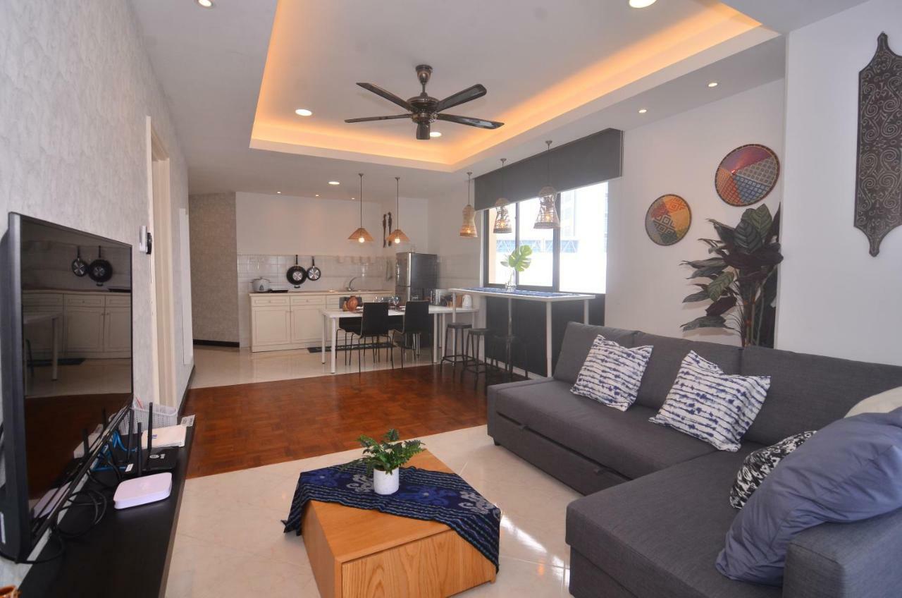 New Riverbank Suites - Waterfront Kuching City 外观 照片